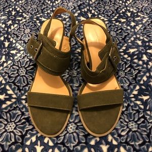 Universal thread heels from target